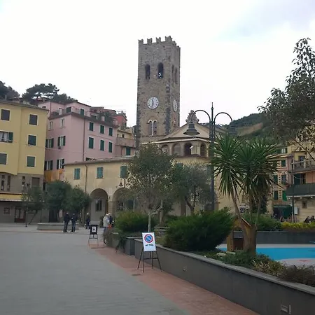 Servano Monterosso Βίλα